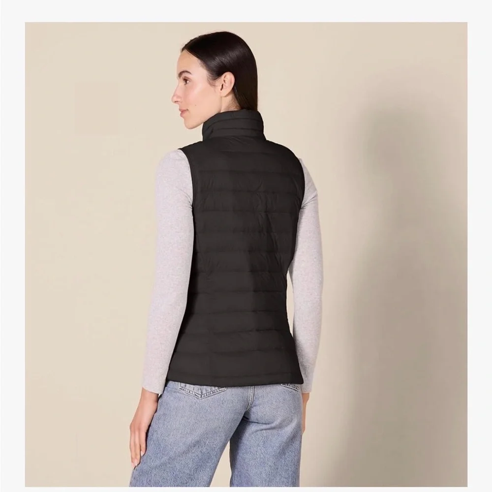Women's Dark Puffer Vest